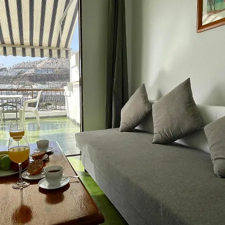 Apartment With Beautiful View, Pool, Aircon - Puerto Rico